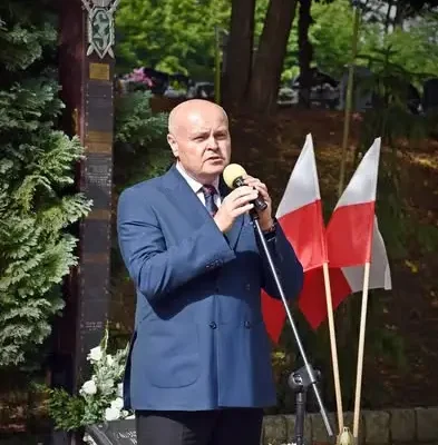 Powiatowy Dzień Sybiraka w Łobzie — hołd dla tych, którzy przeszli „Nieludzką Ziemię”