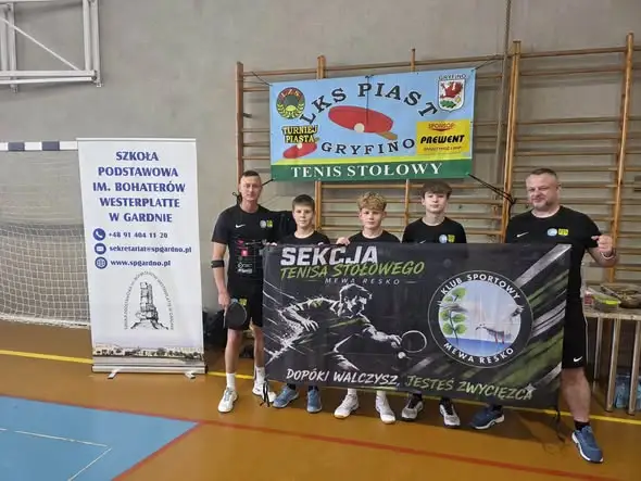 Tenis stołowy: Mewa Resko rozpoczęła sezon ligowy – trzy zespoły w akcji