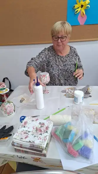 Decoupage w GOKiS Węgorzyno – jesienne warsztaty dla seniorów